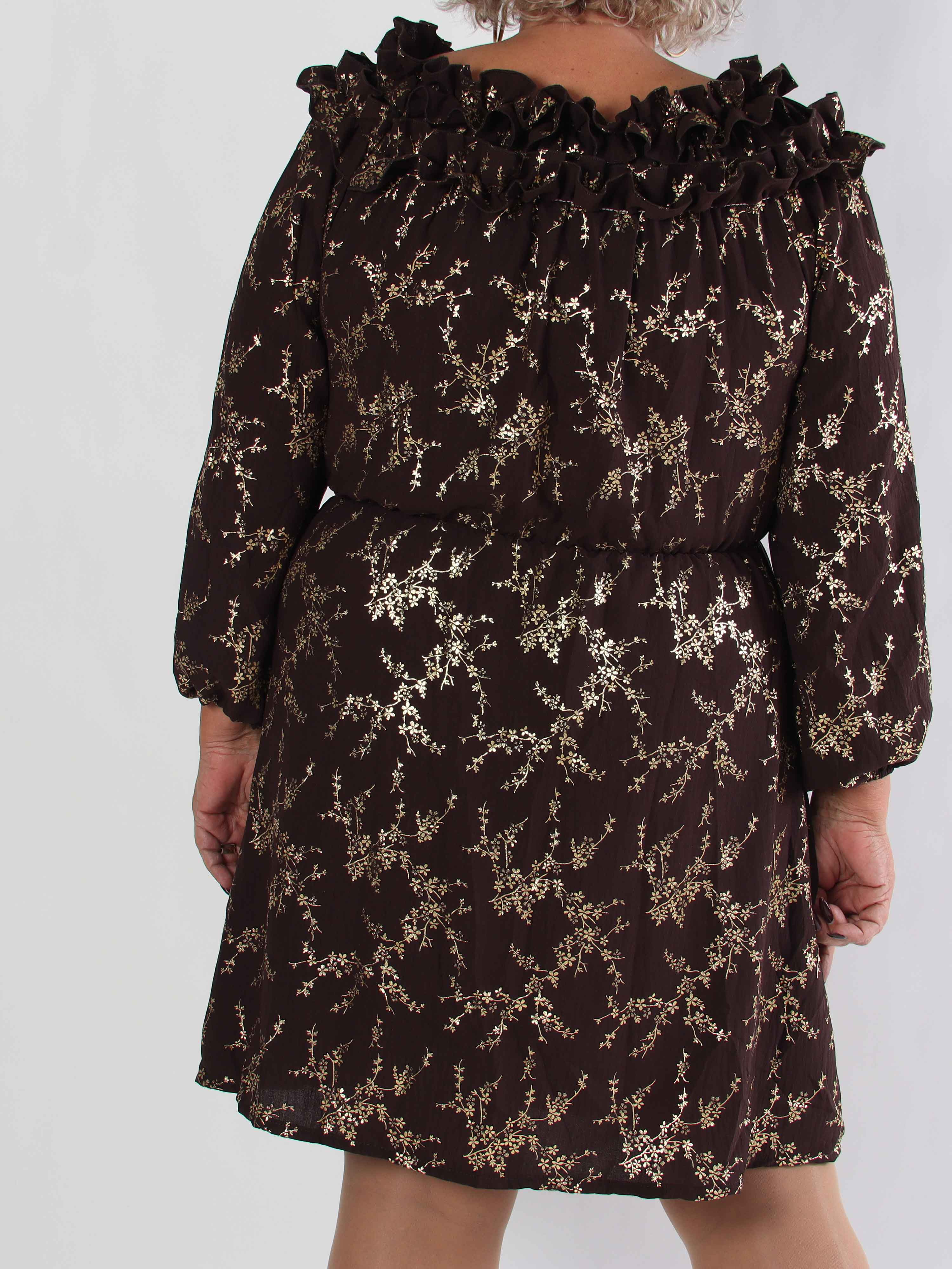 Chili Gold Fitted Dress - Plus size kjole i guld print med flæsekant og elastik i taljen